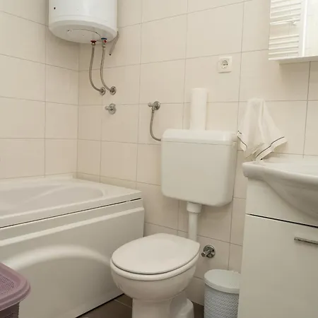 Kamena With Pool, Jacuzzi & Sauna Βίλα *