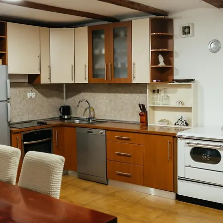 Kuca Za Odmor Kamena With Pool, Jacuzzi & Sauna Villa