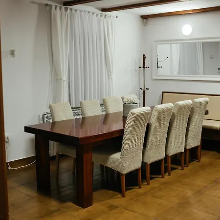 Kuca Za Odmor Kamena With Pool, Jacuzzi & Sauna Grude