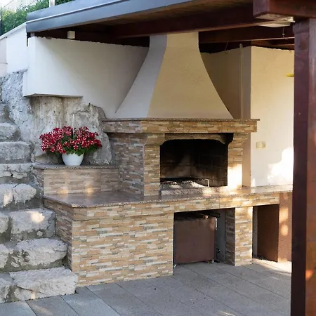 Villa Kuca Za Odmor Kamena With Pool, Jacuzzi & Sauna *