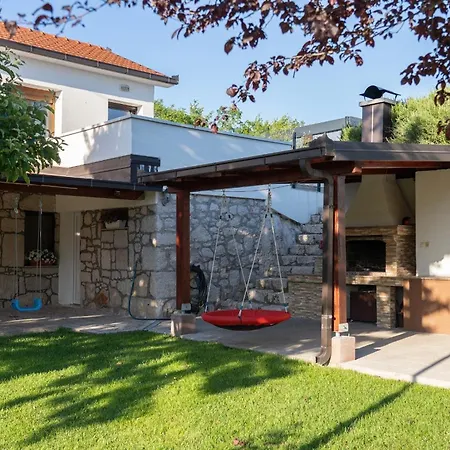 Kuca Za Odmor Kamena With Pool, Jacuzzi & Sauna Villa *
