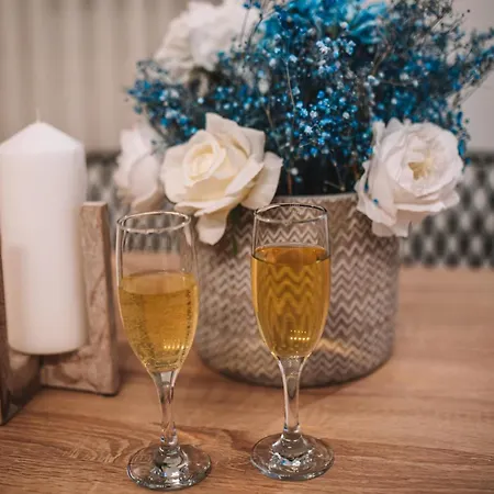 Kamena With Pool, Jacuzzi & Sauna Βίλα