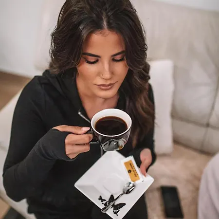 Βίλα Kamena With Pool, Jacuzzi & Sauna *